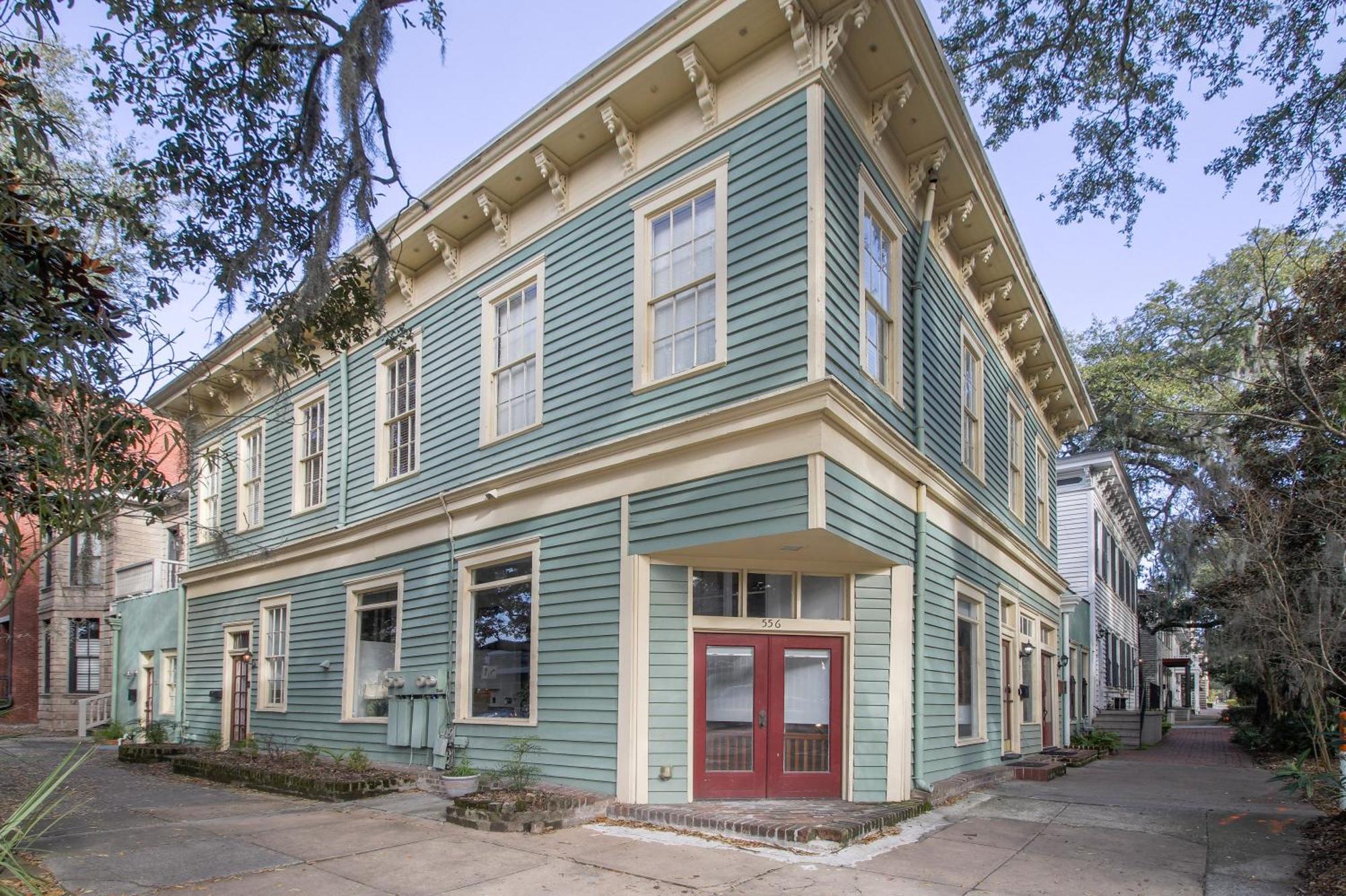 Walk To It All In Downtown, Double King Beds Savannah Exterior photo