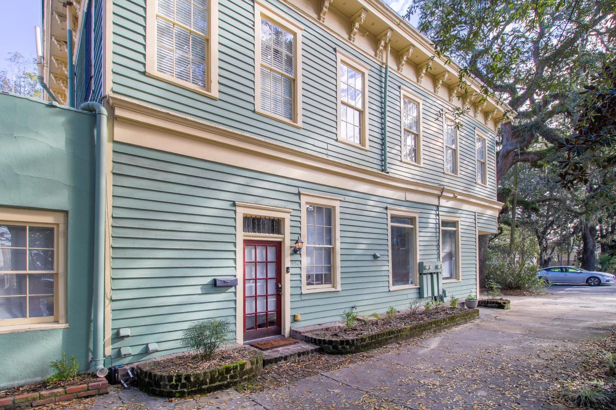 Walk To It All In Downtown, Double King Beds Savannah Exterior photo